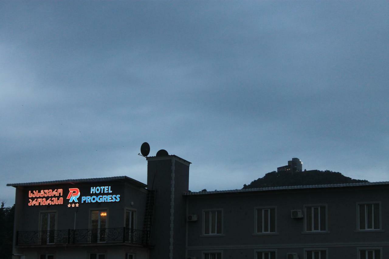 Hotel Progress Батуми Экстерьер фото
