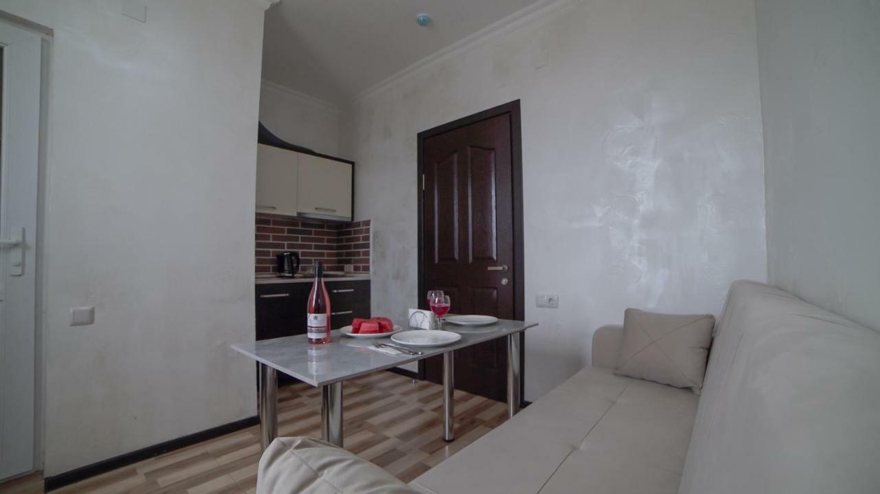 Hotel Progress Батуми Экстерьер фото